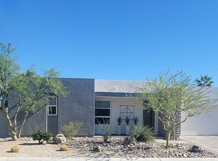 582 Skylar Ln, Palm Springs, CA 92262