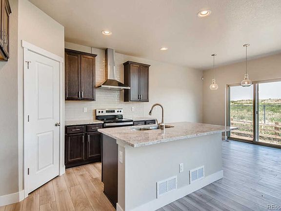 5th image of 6690 Canosa St
