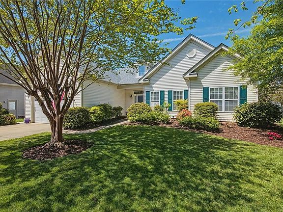 2nd image of 3129 Gallahad Dr