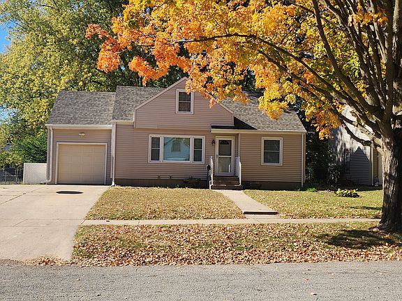 2nd image of 1711 Sexton Dr
