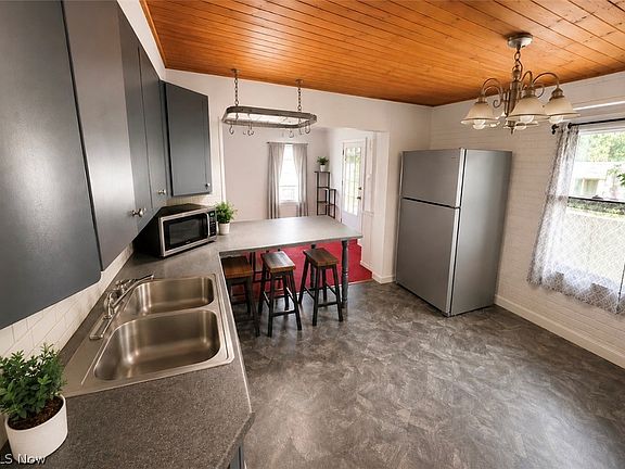 4th image of 1013 Claibourne St