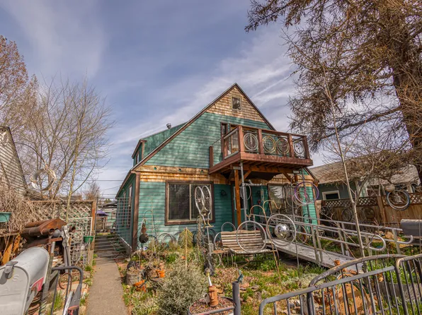 54 NW Gilchrist Ave, Bend, OR 97703
