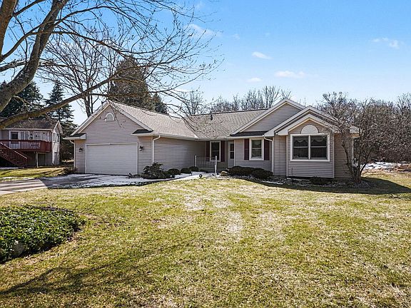 2nd image of 8135 Robinbrook St