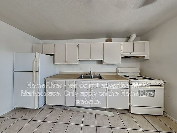 3rd image of 2124 Moyo Dr APT 4