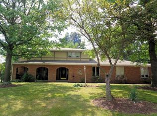 6742 Firestone Rd NE, Canton, OH 44721