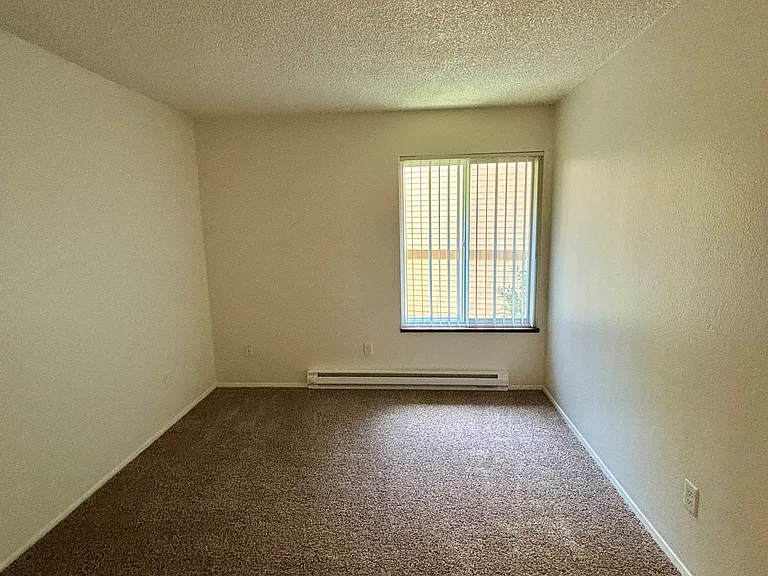 Gardenbrook Apartments — Photo 81