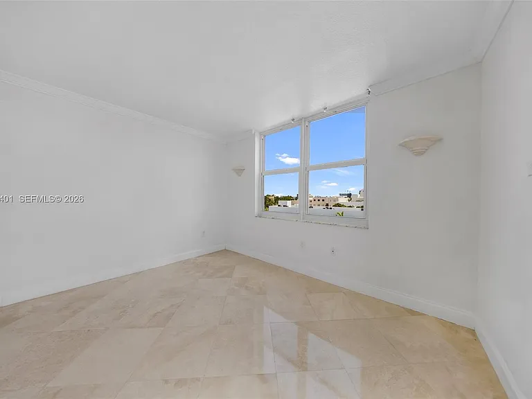 720 Collins Ave #603 — Photo 19