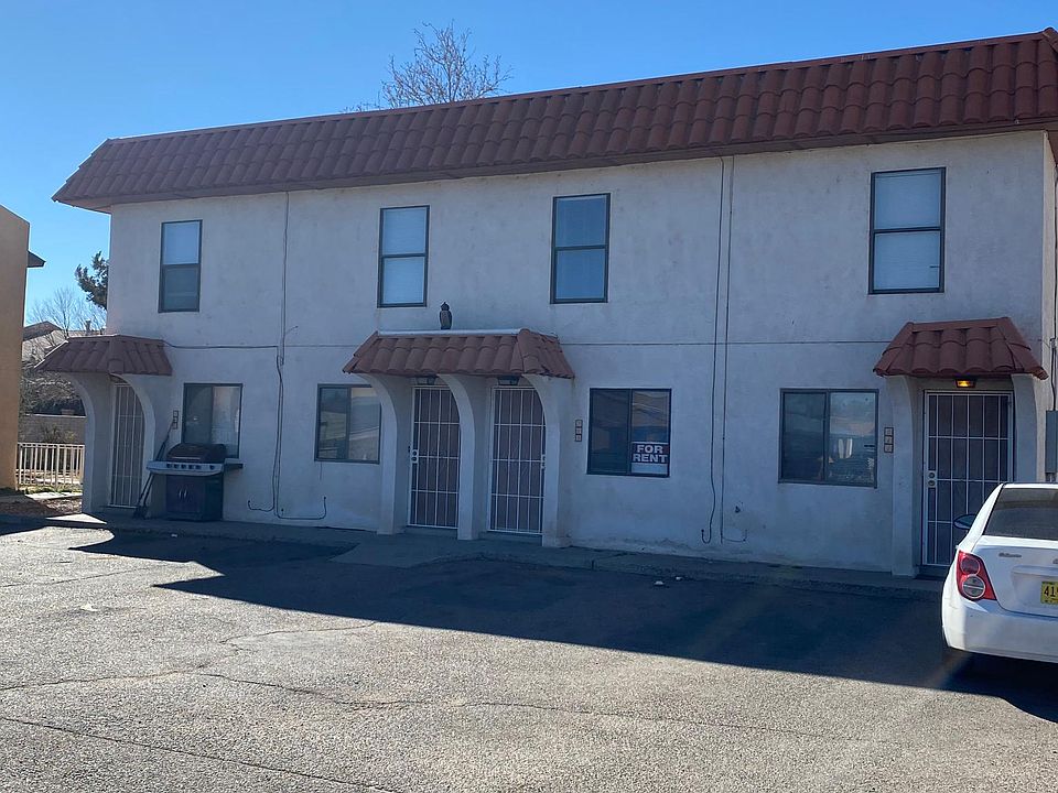 1st image of 225 Colonial Ave SW
