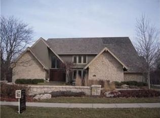 12109 Alhambra St, Leawood, KS 66209