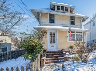 2133 N Pollard St, Arlington, VA 22207