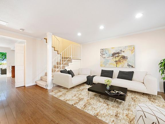 3rd image of 3133 Loma Verde Dr APT 42