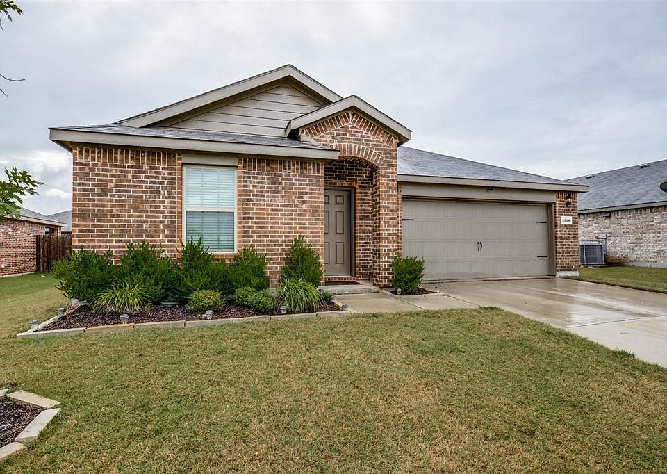 1st image of 2918 Aberdeen Dr