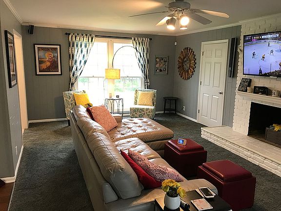 family/tv room