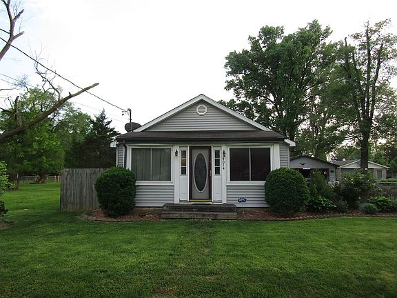3rd image of 7014 Rogers Ln