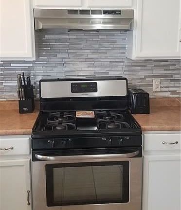3rd image of 165 Holland St #6-6-6