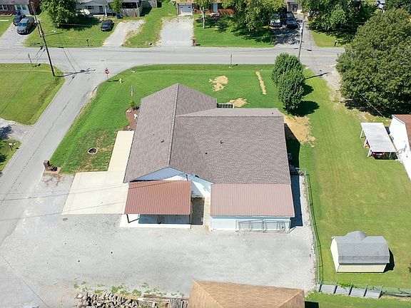 5th image of 210 Moreland Ave