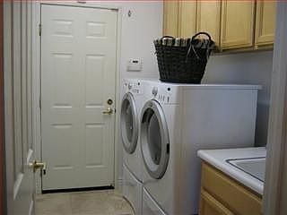 4th image of 2305 Silver Breeze Ct