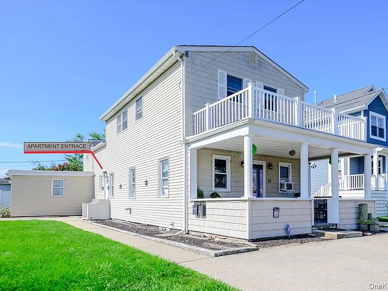 13 Truxton Rd #UPPER — Photo 2