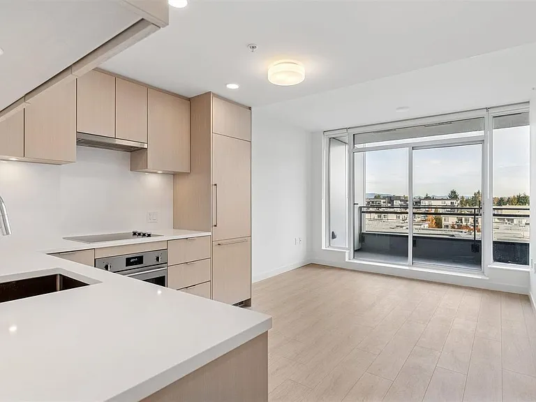 13675 107a Ave #1001 — Photo 1