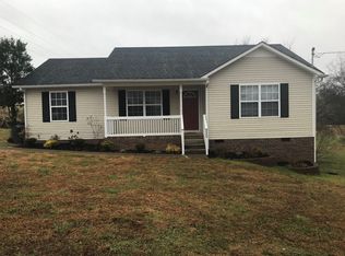 220 Malibu Canyon Dr, Columbia, TN 38401