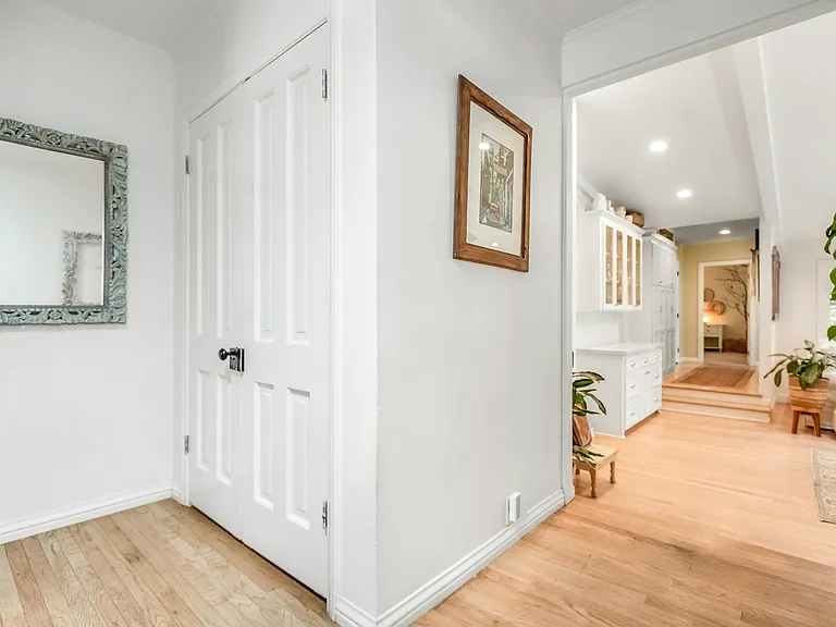 1531 W Laurel Ave — Photo 9