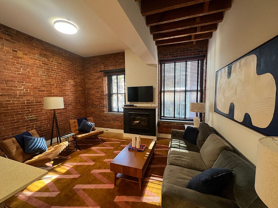 1st image of 406 W 45th St APT 3A