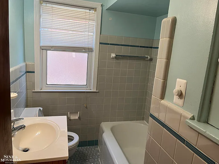 1351 Somerset Ave — Photo 12