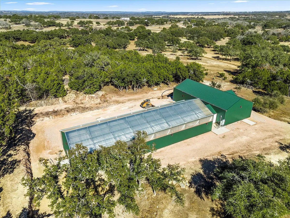 272 Rocky Road Unit B - 1 — Photo 4
