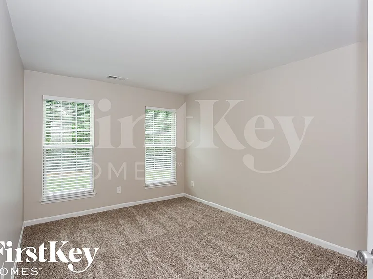 10912 Harringham Ln — Photo 12