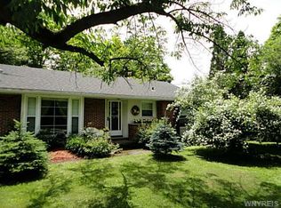 6999 Lake Shore Rd, Derby, NY 14047