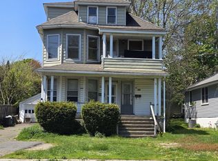 985 Huntington Rd, Stratford, CT 06614