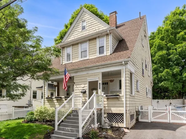 130 Cypress St, Watertown, MA 02472