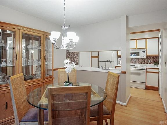 4th image of 2808 Foxwood Ct