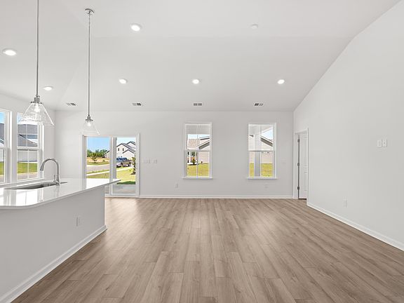 5th image of 151 Joyce Dr #64