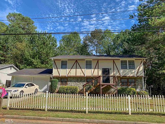 2nd image of 2185 Jonathan Ave #12