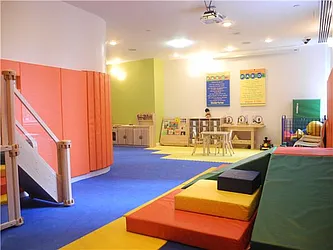 Rented by R New York