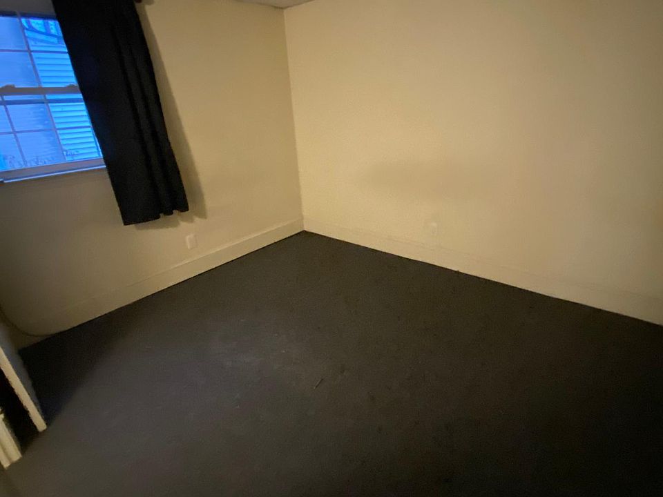Rear Bedroom
