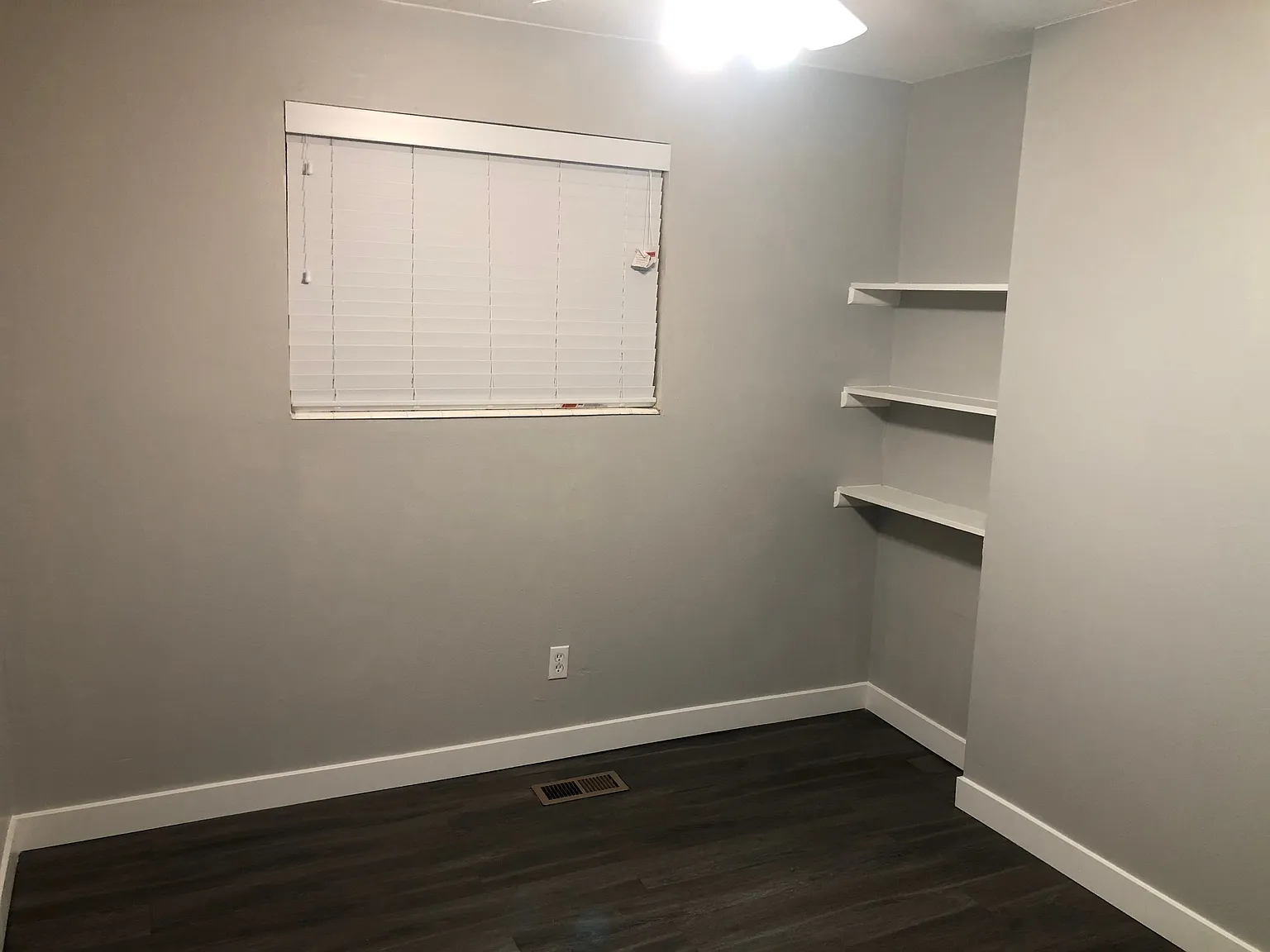 2 bed, 1.0 bath, 1100 sqft, $1,250 — Photo 3