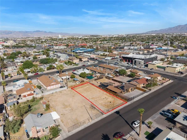 2321 McCarran St, North Las Vegas, NV 89030