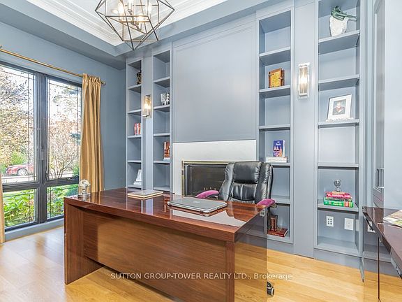 5th image of 450 Bedford Rd