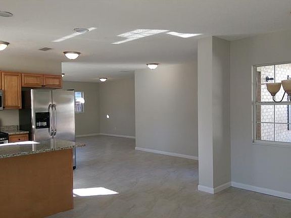 3rd image of 6410 Crest Hill Dr