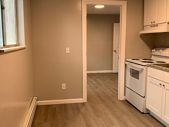 2nd image of 600 Stewart Ave APT 26