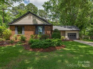 6001 Charing Pl, Charlotte, NC 28211