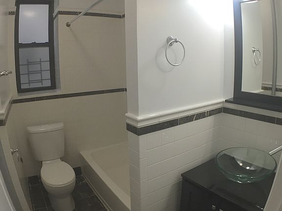 2nd image of 100 Lefferts Ave APT 3A