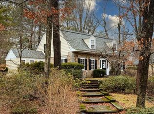 16 Granite St, Wellesley, MA 02482