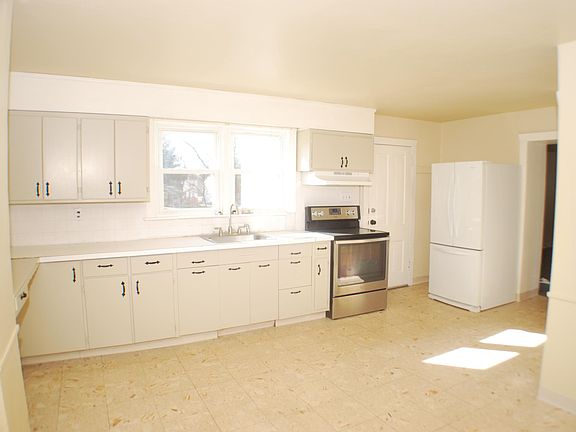 Large country Kitchen