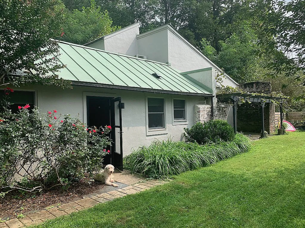 7537 Esmont Rd photo 1