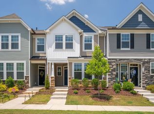 466 Channel Drop Dr, Clayton, NC 27520