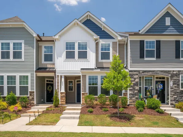 466 Channel Drop Dr, Clayton, NC 27520
