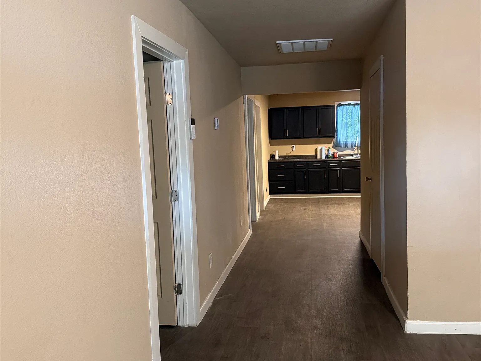 2 bed, 1072 sqft, $1,500 — Photo 4